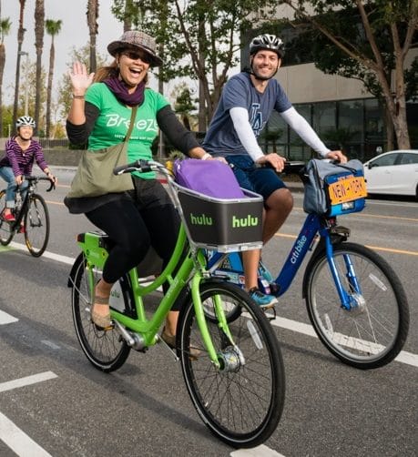 Cynthia Rose rides a Breeze Bike Share bike with Countri Bike's Jeffrey Tannenhaus around Santa Monica. Photo: Santa Monica Spoke.