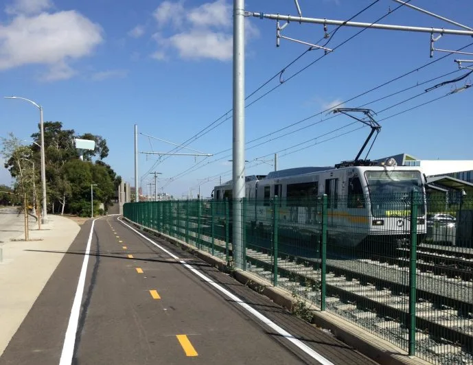 The Expo bike way in Santa Monica's formerly industrial Bergamot Area. Photo via Expo Construction Authority report.