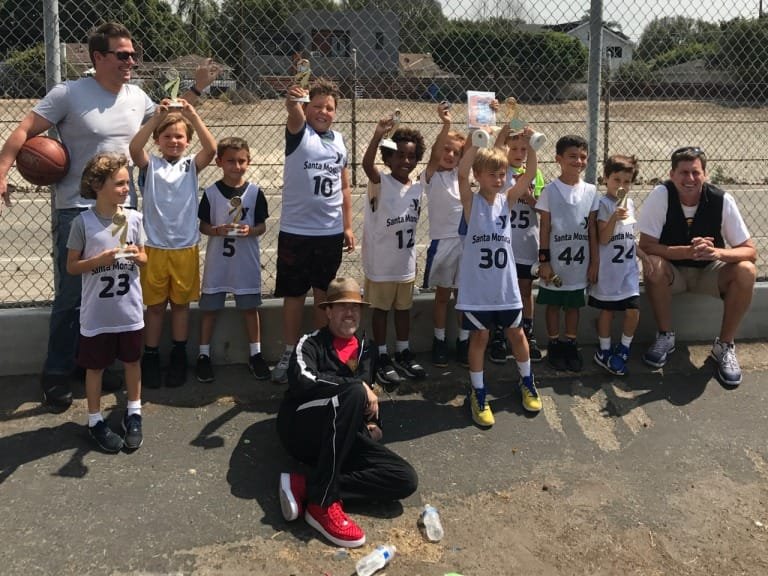 The Hoop: The Official Newsletter of Santa Monica YMCA Youth Basketball, Volume 20, Issue 8