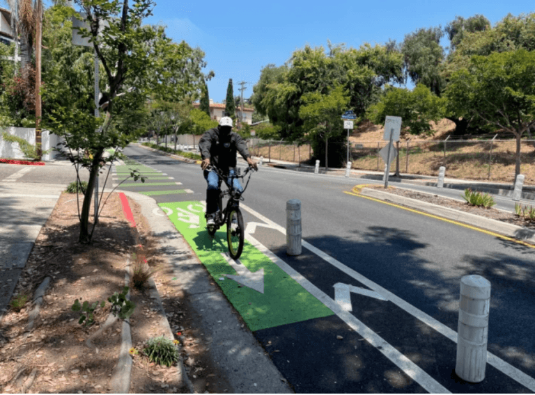 Save the Date: 17th Street Protected Bike Lane Ribbon Cutting in 12/2 at 9 a.m.