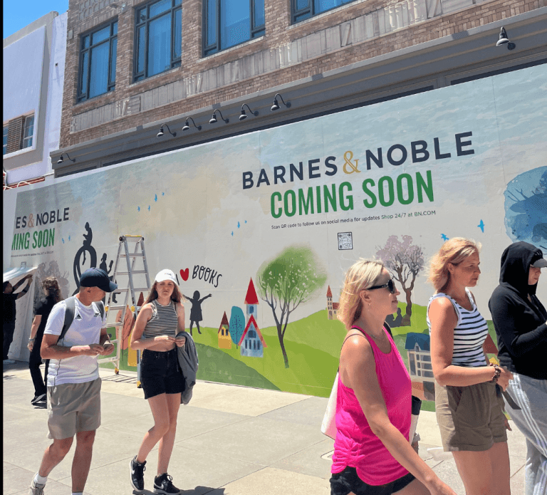 Major Retailer Barnes and Noble Returns to the Promenade as Santa Monica Coalition Beats Drum that Downtown Is Not Safe with the Epoch Times Major Retailer Barnes and Noble Returns to the Promenade as Santa Monica Coalition Beats Drum that Downtown Is Not Safe with the Epoch Times