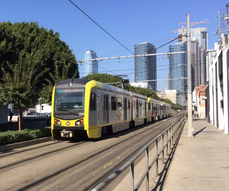 Metro to Offer Free Rides Countywide on Election Day to Help Voters Get to the Polls