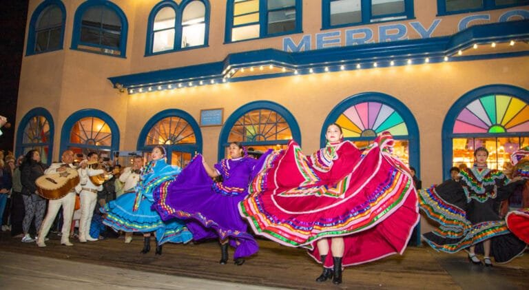 Santa Monica Pier Celebrates Día de los Muertos with Two-Day Celebration